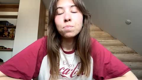 Snapshot of antonettabunyan chatting on 02/19/26, 08:32 Serena online show from 02/19/26, 08:32