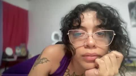 Antonia online show from 12/19/25, 03:02