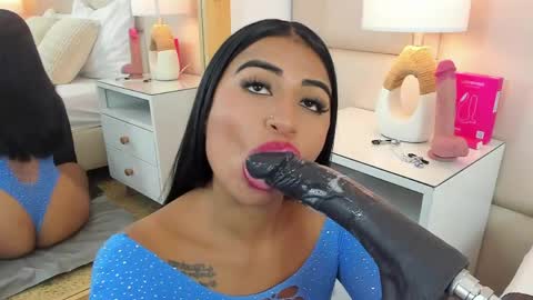 Antonia online show from 04/15/26, 03:08