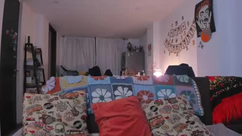 Antonia online show from 05/06/26, 04:08