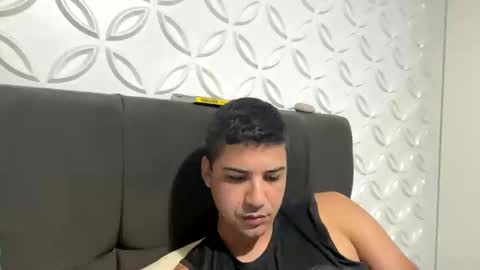 Snapshot of antoniodosul chatting on 10/15/25, 02:55 antoniodosul online show from 10/15/25, 02:55