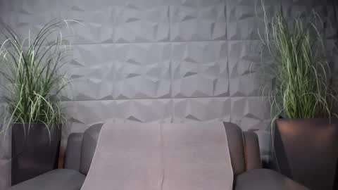 Snapshot of antoniovalentinidiamond chatting on 02/16/25, 12:08 HI My name is Antonio online show from 02/16/25, 12:08