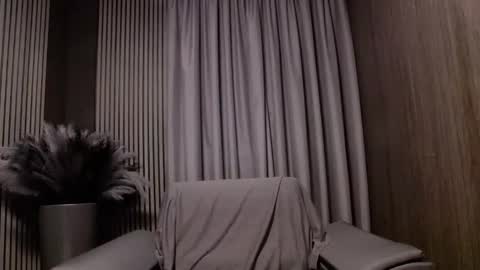 HI My name is Antonio online show from 12/21/25, 08:05