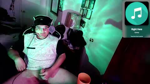 Snapshot of antonnastyfreak chatting on 10/06/25, 10:18 antonnastyfreak online show from 10/06/25, 10:18