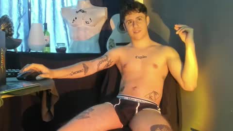 Snapshot of antonnello_ chatting on 09/26/25, 05:50 antonnello_ online show from 09/26/25, 05:50