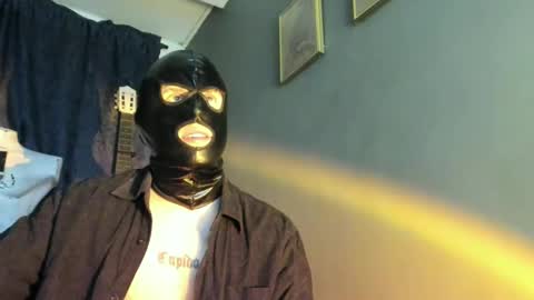 Snapshot of antonnello_ chatting on 10/10/25, 12:20 antonnello_ online show from 10/10/25, 12:20