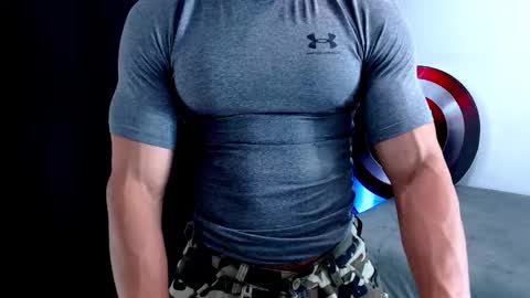 Instagram miguelangel1802  online show from 02/03/26, 06:40