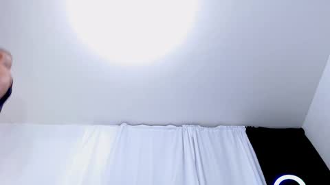 Instagram miguelangel1802  online show from 04/28/26, 04:06