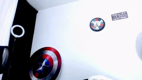 Instagram miguelangel1802  online show from 05/29/26, 04:43