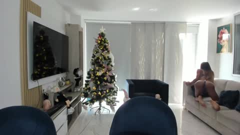 Snapshot of antotss chatting on 12/28/24, 05:14 Maria Antonia online show from 12/28/24, 05:14