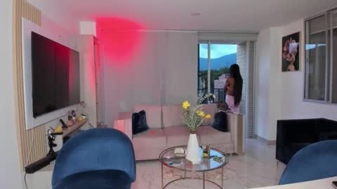 Snapshot of antotss chatting on 11/05/25, 10:43 Maria Antonia online show from 11/05/25, 10:43