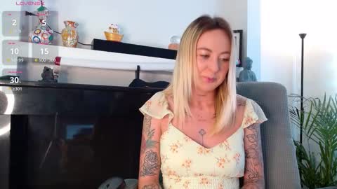 Antonia online show from 11/14/25, 07:23