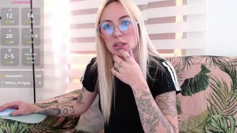 Antonia online show from 05/26/26, 07:21