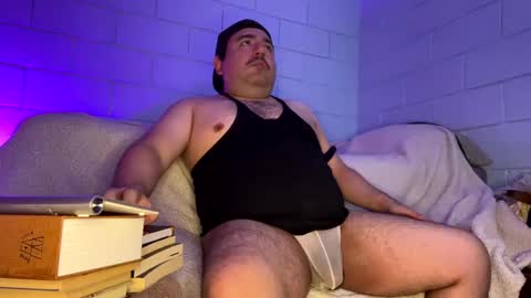 Snapshot of anuarfox chatting on 02/19/25, 07:39 AnuarFox online show from 02/19/25, 07:39