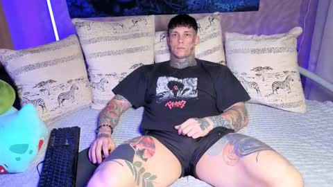 Tom online show from 11/14/25, 05:06