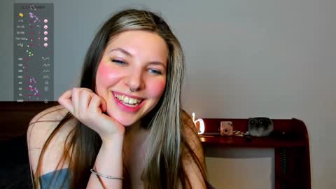 Snapshot of anya_seven chatting on 02/01/25, 09:40 Anya online show from 02/01/25, 09:40