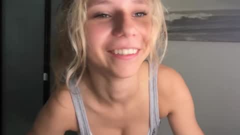 Anya online show from 05/14/26, 04:14
