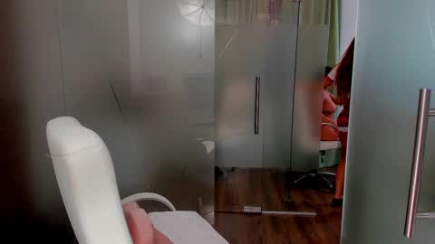 Anya online show from 02/20/25, 02:57