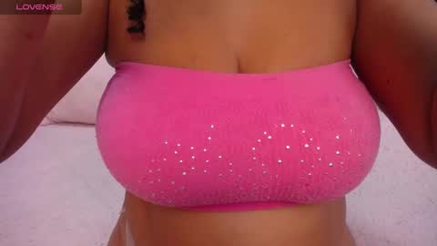 Snapshot of anyelaevansx chatting on 05/16/26, 02:27 Anyela online show from 05/16/26, 02:27