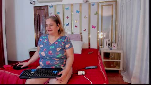 Snapshot of anyelamature chatting on 02/03/26, 03:04 Anyela online show from 02/03/26, 03:04