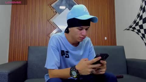 anyelo_sexyhot online show from 02/06/25, 04:25