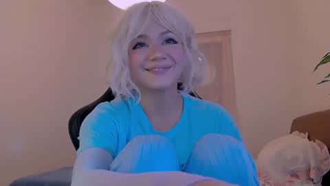 Snapshot of anykitty chatting on 11/14/25, 11:24 Anykitty online show from 11/14/25, 11:24