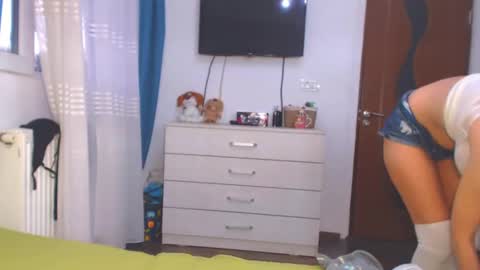 Snapshot of anysadoll chatting on 01/15/25, 05:40 An online show from 01/15/25, 05:40