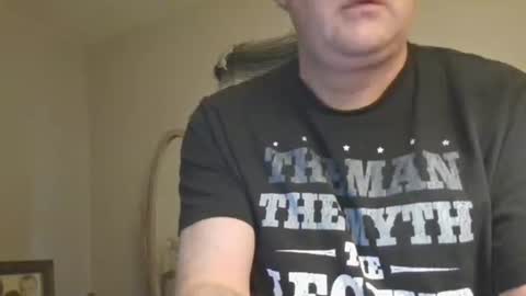 Snapshot of anytime07 chatting on 12/23/25, 01:25 Daddy online show from 12/23/25, 01:25