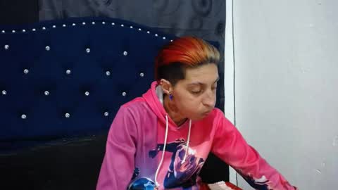 Snapshot of anyu_1306 chatting on 12/04/24, 02:42 anyu online show from 12/04/24, 02:42