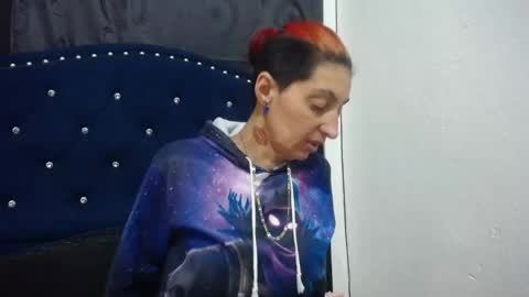 Snapshot of anyu_1306 chatting on 12/16/24, 01:31 anyu online show from 12/16/24, 01:31