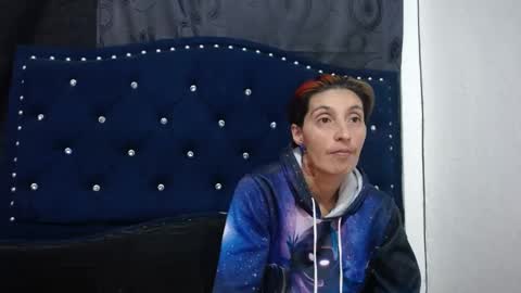 Snapshot of anyu_1306 chatting on 12/31/24, 07:42 anyu online show from 12/31/24, 07:42