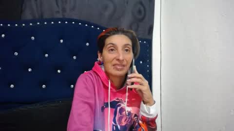 Snapshot of anyu_1306 chatting on 01/12/25, 02:03 anyu online show from 01/12/25, 02:03