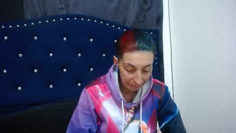 Snapshot of anyu_1306 chatting on 02/12/25, 05:05 anyu online show from 02/12/25, 05:05