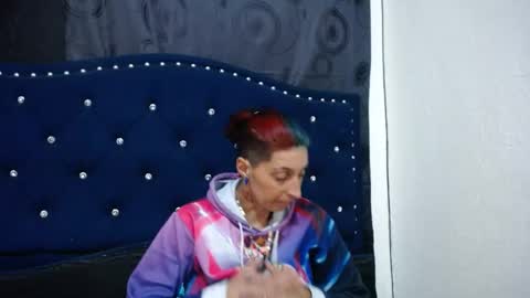 Snapshot of anyu_1306 chatting on 02/14/25, 06:02 anyu online show from 02/14/25, 06:02