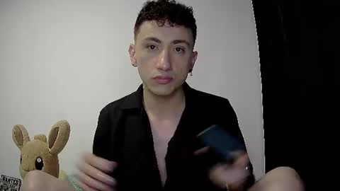 aogut17 online show from 06/14/26, 05:53