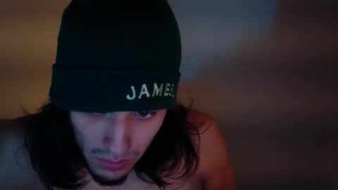 Snapshot of apachewithawebcam chatting on 11/02/25, 10:17 ApacheWithWebcam online show from 11/02/25, 10:17