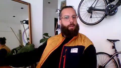 Snapshot of apc_3 chatting on 03/12/25, 09:23 apc_3 online show from 03/12/25, 09:23