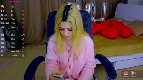 ApheliaStar online show from 02/15/26, 03:53