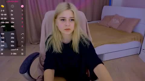 ApheliaStar online show from 03/08/26, 04:00