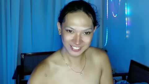 Snapshot of aphr0dite_x chatting on 05/31/26, 07:37 Roman Goddess online show from 05/31/26, 07:37