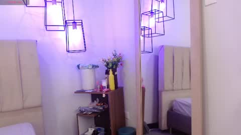 aphril_bluee online show from 08/03/26, 01:05