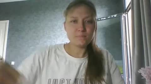 aphrodisiaque_ online show from 05/06/26, 12:21