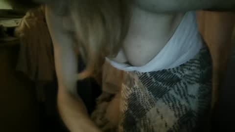 Snapshot of aphrodity_rox chatting on 06/21/26, 09:17 Aphrodity Rox online show from 06/21/26, 09:17