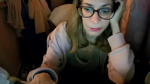 Snapshot of aphrodity_rox chatting on 08/06/26, 10:44 Aphrodity Rox online show from 08/06/26, 10:44