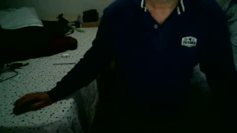 Snapshot of apixaba chatting on 01/03/25, 06:03 furry bear online show from 01/03/25, 06:03