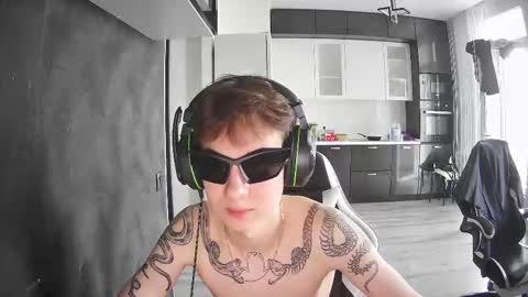 Snapshot of aplant_ chatting on 09/13/25, 01:55 aplant_ online show from 09/13/25, 01:55