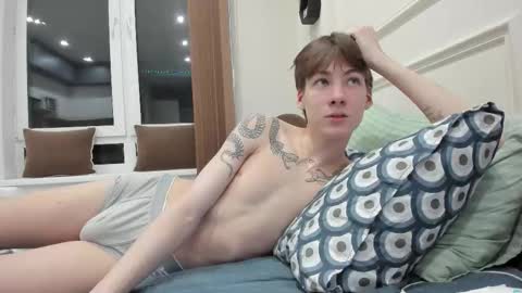 Snapshot of aplant_ chatting on 12/14/25, 11:53 aplant_ online show from 12/14/25, 11:53