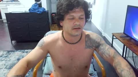 apocalypse_cream online show from 04/19/26, 10:01