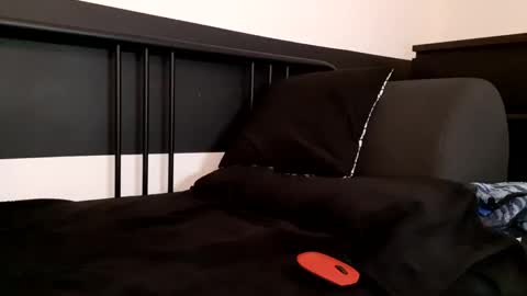 Snapshot of apollobest77 chatting on 11/22/25, 12:48 apollobest77 online show from 11/22/25, 12:48