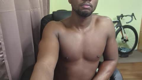 apollodarkmn online show from 11/21/25, 01:59